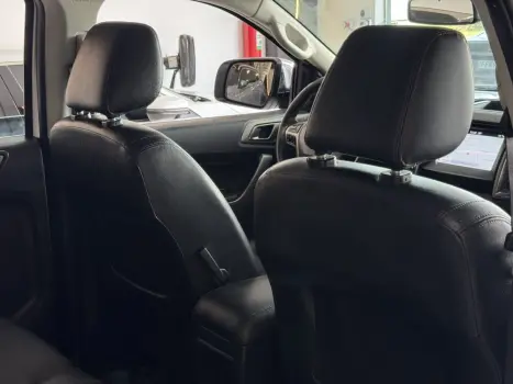 FORD Ranger 3.2 20V XLT 4X4 CABINE DUPLA TURBO DIESEL AUTOM�TICO, Foto 12