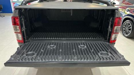 FORD Ranger 3.2 20V CABINE DUPLA 4X4 STORM TURBO DIESEL AUTOM�TICO, Foto 9