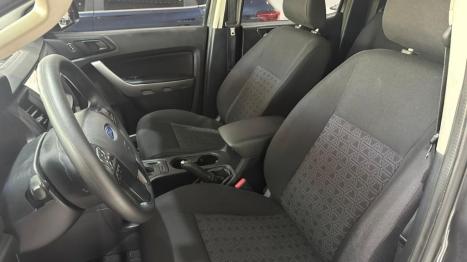 FORD Ranger 3.2 20V CABINE DUPLA 4X4 STORM TURBO DIESEL AUTOM�TICO, Foto 10