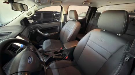 FORD Ranger 3.2 20V CABINE DUPLA 4X4 STORM TURBO DIESEL AUTOM�TICO, Foto 7