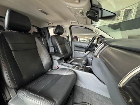 FORD Ranger 3.2 20V CABINE DUPLA 4X4 LIMITED TURBO DIESEL AUTOM�TICO, Foto 12