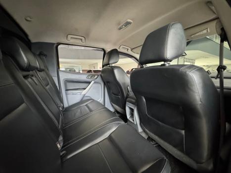 FORD Ranger 3.2 20V CABINE DUPLA 4X4 LIMITED TURBO DIESEL AUTOM�TICO, Foto 13