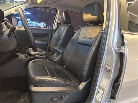 FORD Ranger 3.2 20V CABINE DUPLA 4X4 LIMITED TURBO DIESEL AUTOM�TICO, Foto 7