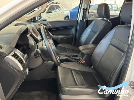 FORD Ranger 3.2 20V CABINE DUPLA 4X4 LIMITED TURBO DIESEL AUTOM�TICO, Foto 11