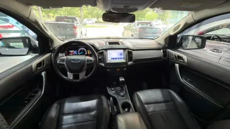 FORD Ranger 3.2 20V CABINE DUPLA 4X4 LIMITED TURBO DIESEL AUTOM�TICO, Foto 5