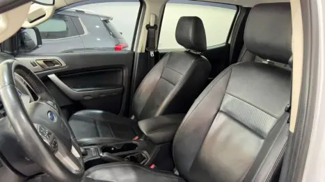 FORD Ranger 3.2 20V CABINE DUPLA 4X4 LIMITED TURBO DIESEL AUTOM�TICO, Foto 9