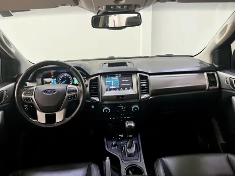 FORD Ranger 3.2 20V CABINE DUPLA 4X4 LIMITED TURBO DIESEL AUTOM�TICO, Foto 10