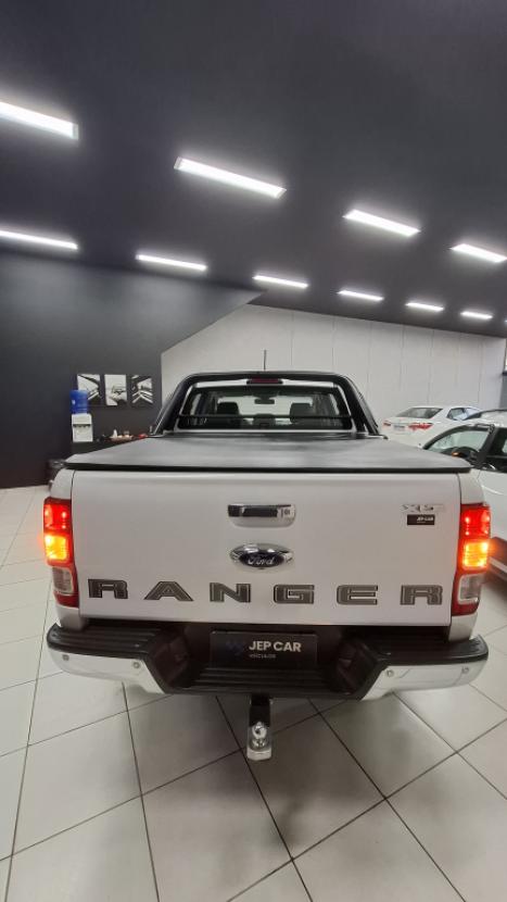 FORD Ranger 3.2 20V XLT 4X4 CABINE DUPLA TURBO DIESEL AUTOM�TICO, Foto 5