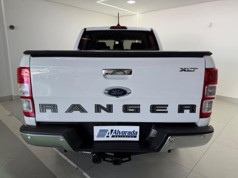 FORD Ranger 3.2 20V XLT 4X4 CABINE DUPLA TURBO DIESEL AUTOM�TICO, Foto 15