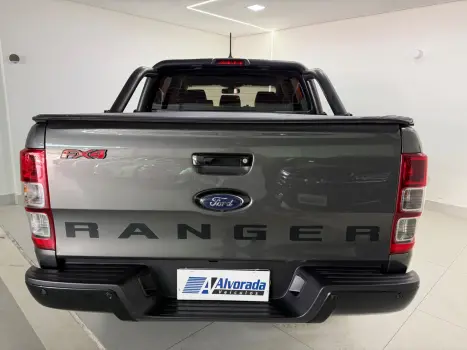 FORD Ranger 3.2 20V FX4 4X4 CABINE DUPLA TURBO DIESEL AUTOM�TICO, Foto 13