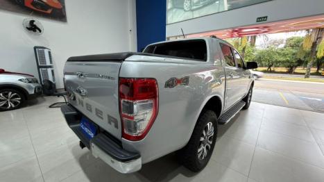 FORD Ranger 3.2 20V CABINE DUPLA 4X4 LIMITED TURBO DIESEL AUTOM�TICO, Foto 4