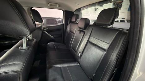 FORD Ranger 3.2 20V CABINE DUPLA 4X4 LIMITED TURBO DIESEL AUTOM�TICO, Foto 8