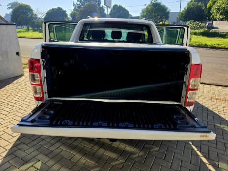FORD Ranger 3.2 20V CABINE DUPLA 4X4 LIMITED PLUS TURBO DIESEL AUTOM�TICO, Foto 13
