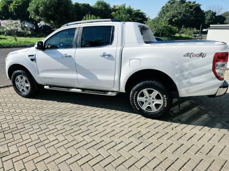 FORD Ranger 3.2 20V CABINE DUPLA 4X4 LIMITED PLUS TURBO DIESEL AUTOM�TICO, Foto 17