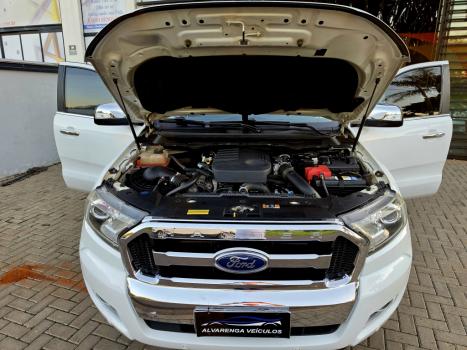 FORD Ranger 3.2 20V CABINE DUPLA 4X4 LIMITED PLUS TURBO DIESEL AUTOM�TICO, Foto 4