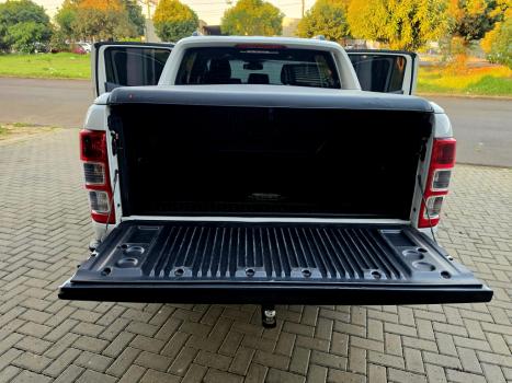FORD Ranger 3.2 20V CABINE DUPLA 4X4 LIMITED PLUS TURBO DIESEL AUTOM�TICO, Foto 15