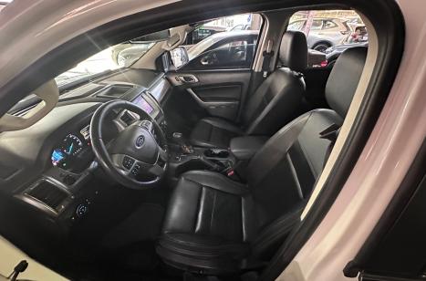 FORD Ranger 3.2 20V CABINE DUPLA 4X4 LIMITED TURBO DIESEL AUTOM�TICO, Foto 3