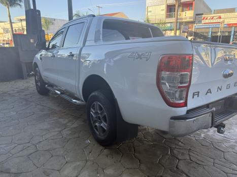 FORD Ranger 3.2 20V CABINE DUPLA 4X4 LIMITED TURBO DIESEL AUTOM�TICO, Foto 5