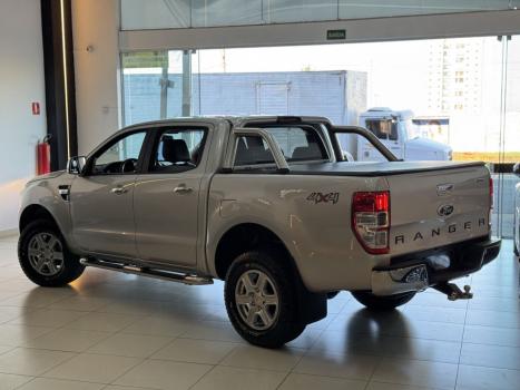 FORD Ranger 3.2 20V XLT 4X4 CABINE DUPLA TURBO DIESEL AUTOM�TICO, Foto 7
