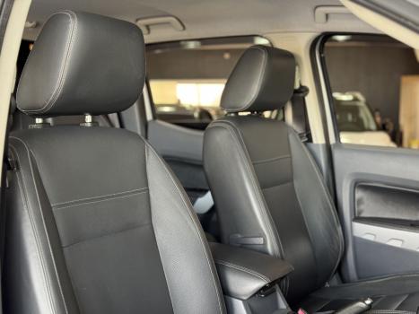 FORD Ranger 3.2 20V CABINE DUPLA 4X4 LIMITED TURBO DIESEL AUTOM�TICO, Foto 11