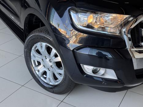 FORD Ranger 3.2 20V CABINE DUPLA 4X4 LIMITED TURBO DIESEL AUTOM�TICO, Foto 3