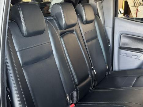 FORD Ranger 3.2 20V CABINE DUPLA 4X4 LIMITED TURBO DIESEL AUTOM�TICO, Foto 15