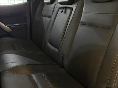 FORD Ranger 3.2 20V CABINE DUPLA 4X4 LIMITED TURBO DIESEL AUTOM�TICO, Foto 9