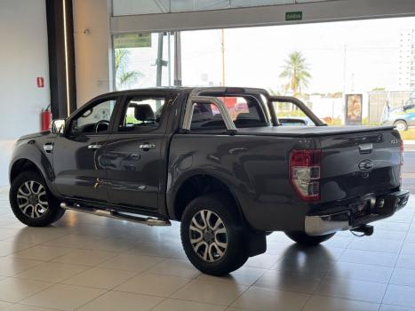 FORD Ranger 3.2 20V XLT 4X4 CABINE DUPLA TURBO DIESEL AUTOM�TICO, Foto 5