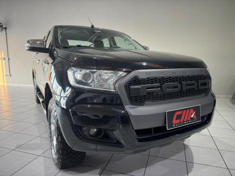 FORD Ranger 3.2 20V XLT 4X4 CABINE DUPLA TURBO DIESEL, Foto 2