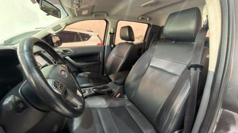 FORD Ranger 3.2 20V XLT 4X4 CABINE DUPLA TURBO DIESEL AUTOMÁTICO, Foto 5