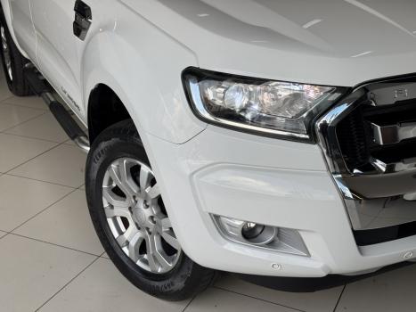 FORD Ranger 3.2 20V CABINE DUPLA 4X4 LIMITED TURBO DIESEL AUTOMÁTICO, Foto 5