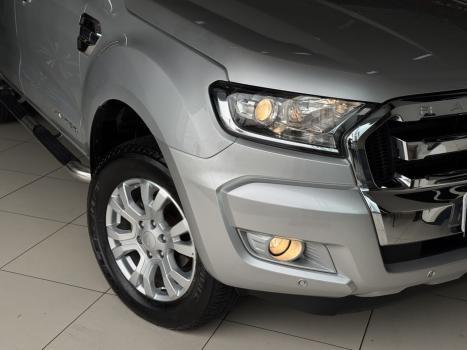 FORD Ranger 3.2 20V CABINE DUPLA 4X4 LIMITED TURBO DIESEL AUTOMÁTICO, Foto 3