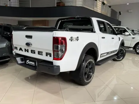 FORD Ranger 3.2 20V CABINE DUPLA 4X4 STORM TURBO DIESEL AUTOMÁTICO, Foto 7