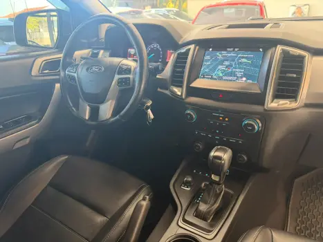 FORD Ranger 3.2 20V XLT 4X4 CABINE DUPLA TURBO DIESEL AUTOMÁTICO, Foto 17