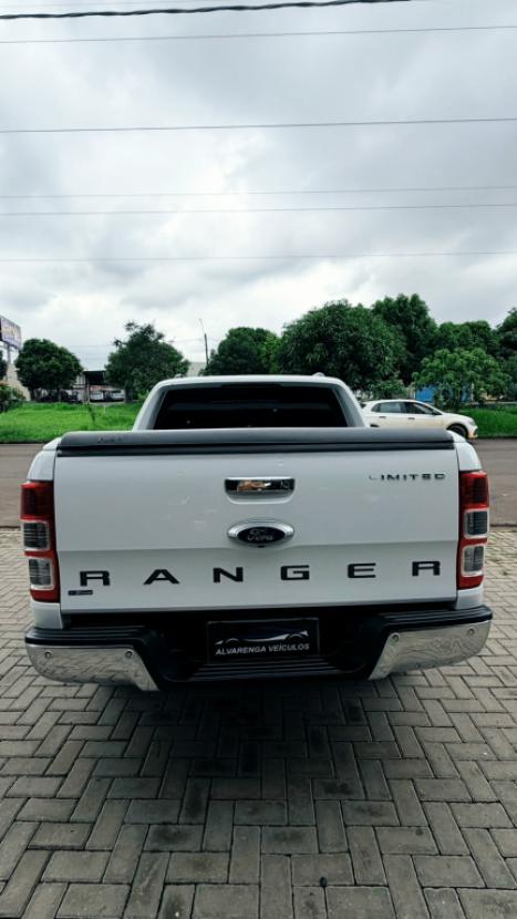 FORD Ranger 3.2 20V CABINE DUPLA 4X4 LIMITED PLUS TURBO DIESEL AUTOMÁTICO, Foto 2