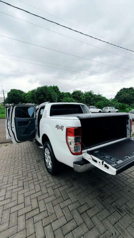 FORD Ranger 3.2 20V CABINE DUPLA 4X4 LIMITED PLUS TURBO DIESEL AUTOMÁTICO, Foto 5