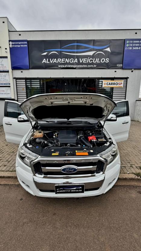 FORD Ranger 3.2 20V CABINE DUPLA 4X4 LIMITED PLUS TURBO DIESEL AUTOMÁTICO, Foto 12
