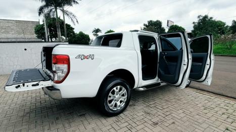 FORD Ranger 3.2 20V CABINE DUPLA 4X4 LIMITED PLUS TURBO DIESEL AUTOMÁTICO, Foto 17