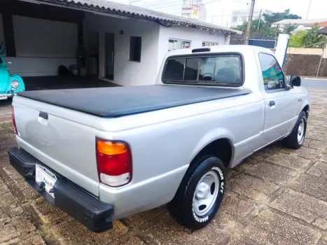 FORD Ranger 4.0 V6 12V XL CABINE SIMPLES, Foto 3 FORD Ranger 4.0 V6 12V XL CABINE SIMPLES, Foto 3