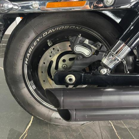 HARLEY DAVIDSON Dyna Fat Bob 1600, Foto 5