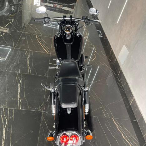 HARLEY DAVIDSON Dyna Fat Bob 1600, Foto 10