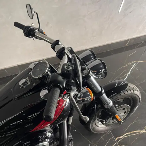 HARLEY DAVIDSON Dyna Fat Bob 1600, Foto 13