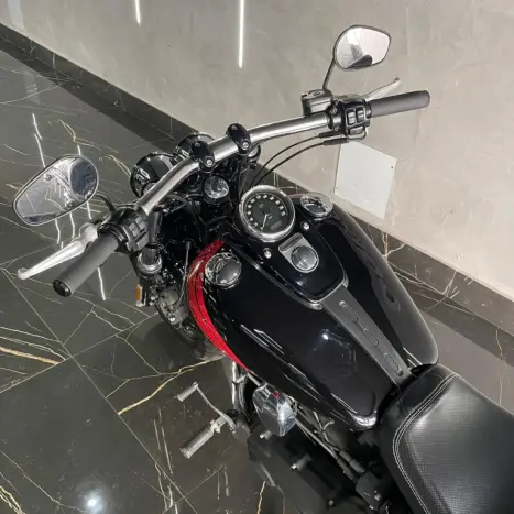 HARLEY DAVIDSON Dyna Fat Bob 1600, Foto 14