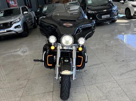 HARLEY DAVIDSON Electra Glide Ultra Limited 1800, Foto 3