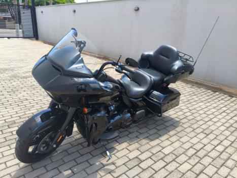 HARLEY DAVIDSON Road Glide Limited FLTRK 1800, Foto 4