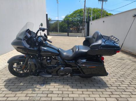 HARLEY DAVIDSON Road Glide Limited FLTRK 1800, Foto 5