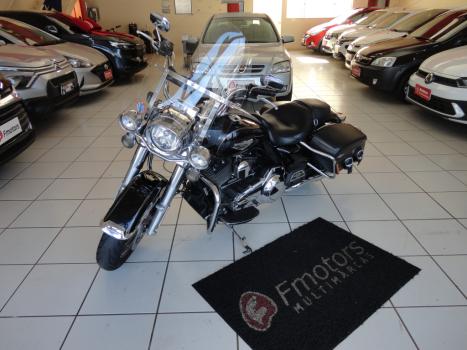 HARLEY DAVIDSON Road King 1700, Foto 3