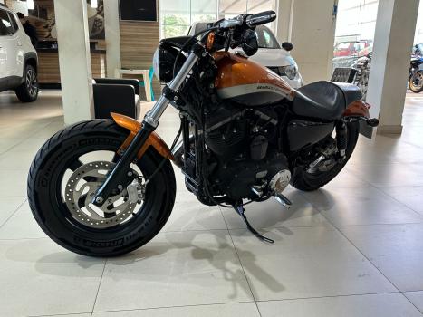 HARLEY DAVIDSON Sportster XL 1200 CUSTOM, Foto 3 HARLEY DAVIDSON Sportster XL 1200 CUSTOM, Foto 3