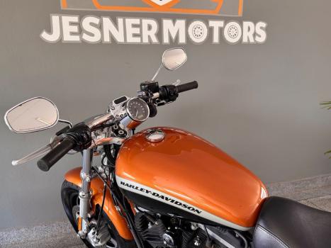 HARLEY DAVIDSON Sportster XL 1200 Custom CA, Foto 2