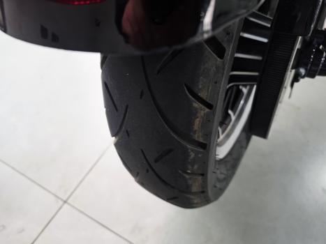 HARLEY DAVIDSON Sportster XL 883 R, Foto 2